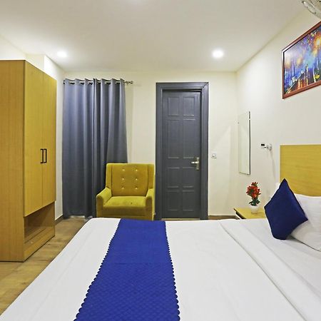 Hotel Twamev Residency Uttam Nagar Couple Friendly Дели Экстерьер фото