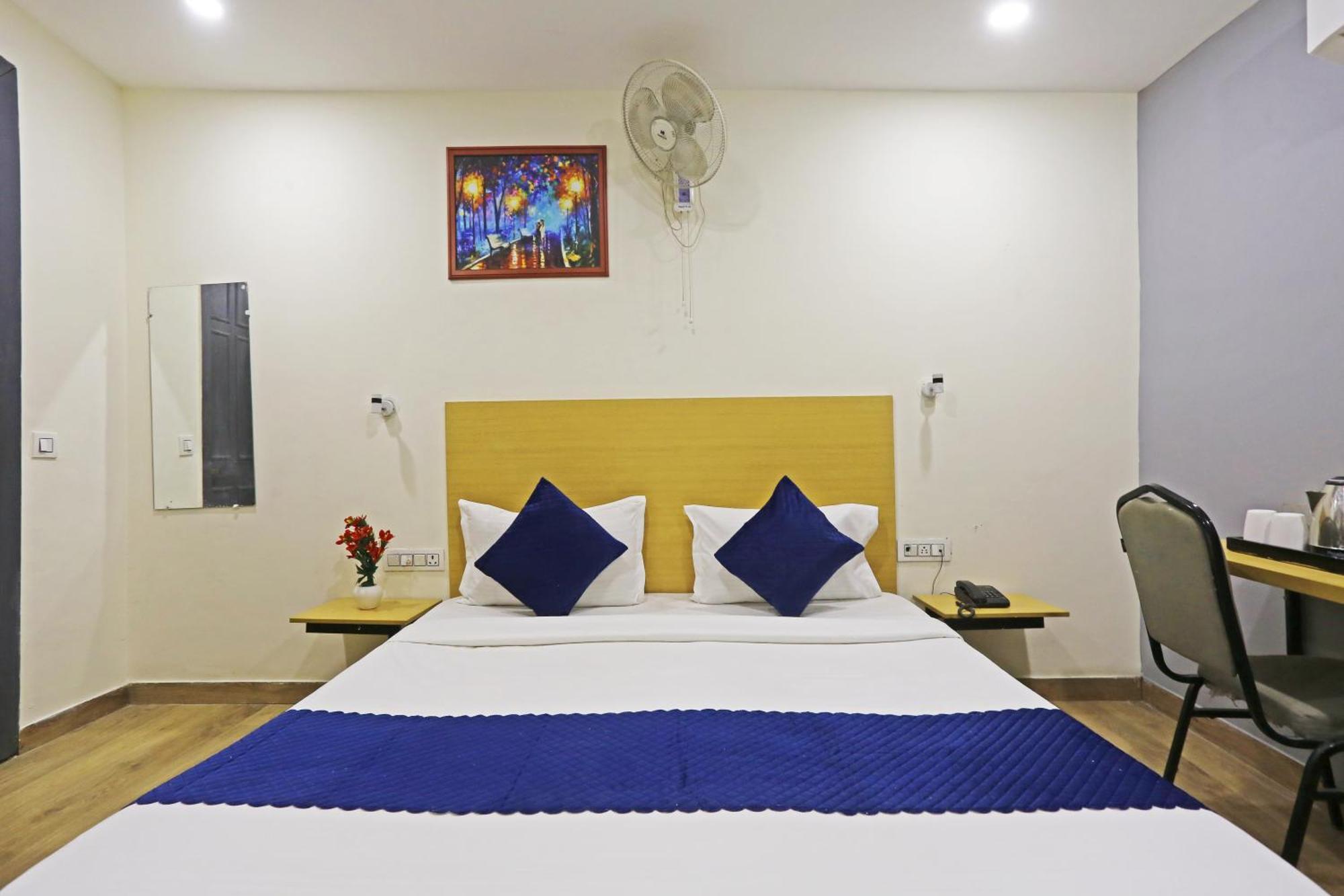 Hotel Twamev Residency Uttam Nagar Couple Friendly Дели Экстерьер фото