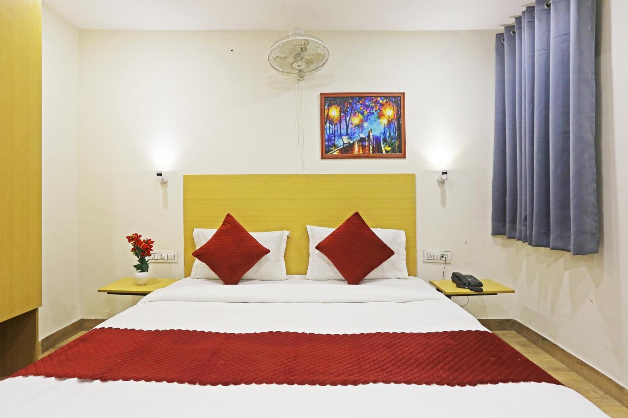 Hotel Twamev Residency Uttam Nagar Couple Friendly Дели Экстерьер фото