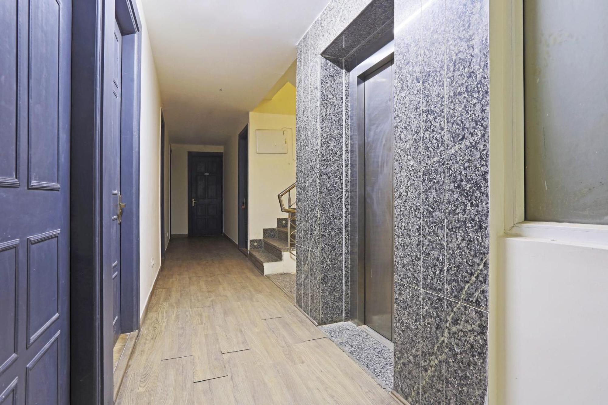 Hotel Twamev Residency Uttam Nagar Couple Friendly Дели Экстерьер фото