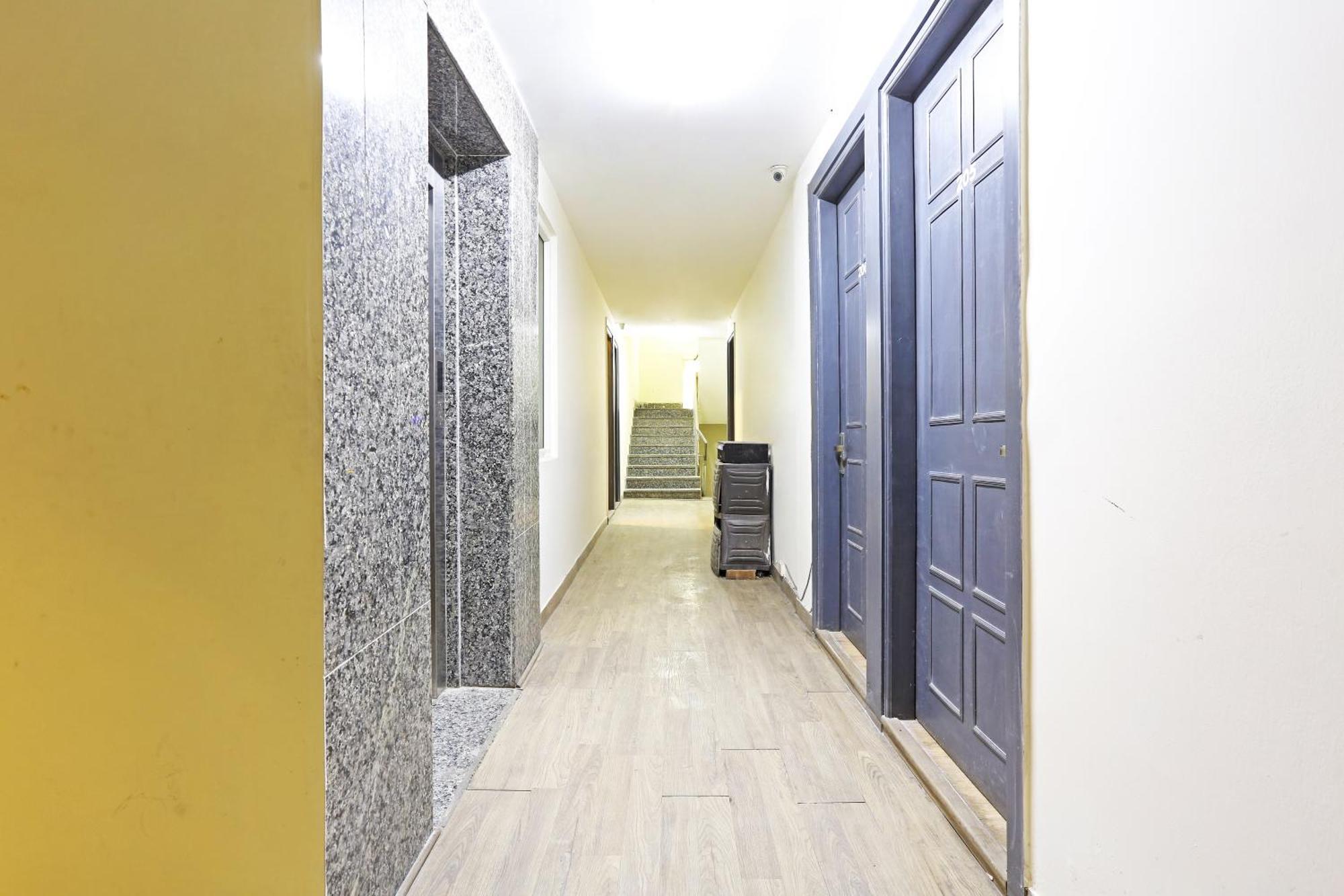 Hotel Twamev Residency Uttam Nagar Couple Friendly Дели Экстерьер фото